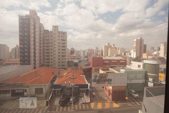 Vista do Quarto de apartamento para alugar com 1 quarto, 44m² em Centro, Campinas