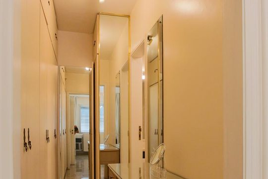 Quarto 1 de apartamento para alugar com 2 quartos, 73m² em Vila Buarque, São Paulo