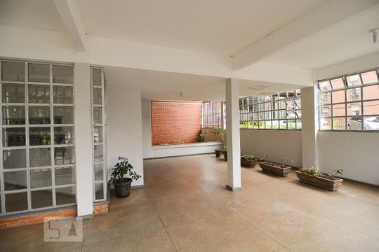 Entrada de apartamento para alugar com 2 quartos, 100m² em Estrela Dalva, Belo Horizonte