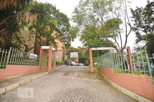 Fachada
 de apartamento para alugar com 2 quartos, 100m² em Estrela Dalva, Belo Horizonte