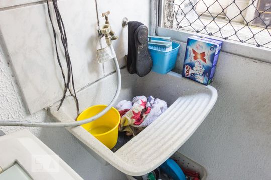 Area de Servico de apartamento à venda com 3 quartos, 60m² em Vila Portugal, São Paulo