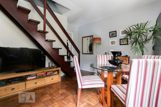 Sala de apartamento à venda com 2 quartos, 72m² em Cristo Redentor, Porto Alegre