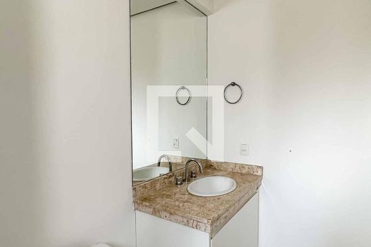 Banheiro  de apartamento para alugar com 1 quarto, 38m² em Santana, São Paulo