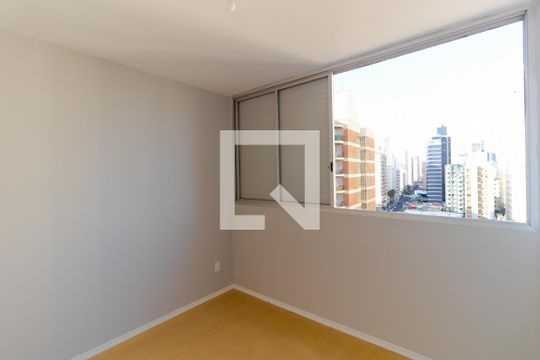 Suíte de apartamento para alugar com 1 quarto, 50m² em Centro, Campinas