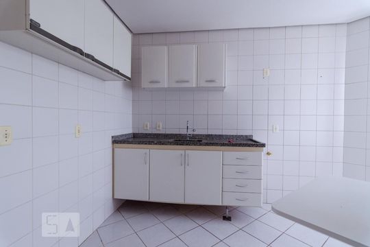 Cozinha de apartamento à venda com 2 quartos, 63m² em Vila João Jorge, Campinas