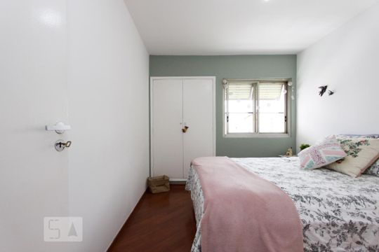 Dormitório de apartamento para alugar com 3 quartos, 103m² em Cerqueira César, São Paulo