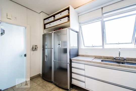 Cozinha de apartamento à venda com 4 quartos, 326m² em Jardim Vila Mariana, São Paulo