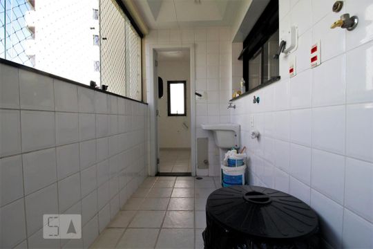 Área de serviço de apartamento à venda com 3 quartos, 282m² em Vila Suzana, São Paulo