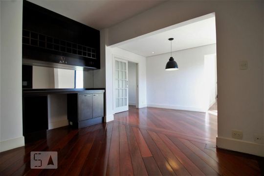 Sala de apartamento à venda com 3 quartos, 282m² em Vila Suzana, São Paulo