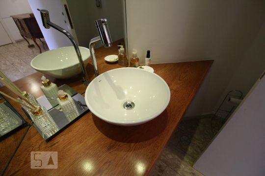 Pia de apartamento à venda com 3 quartos, 230m² em Vila Suzana, São Paulo