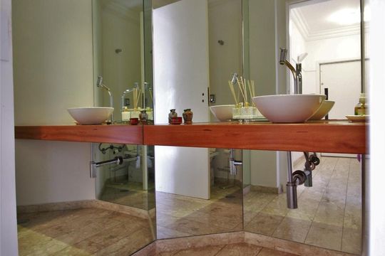 Lavabo de apartamento à venda com 3 quartos, 230m² em Vila Suzana, São Paulo