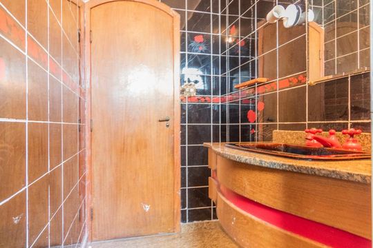 Lavabo de casa à venda com 4 quartos, 483m² em Boaçava, São Paulo