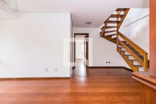 Sala de apartamento à venda com 3 quartos, 160m² em Teresópolis, Porto Alegre