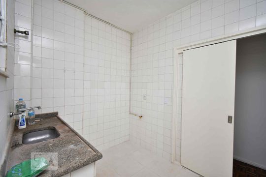 Cozinha  de apartamento à venda com 3 quartos, 109m² em São Domingos, Niterói