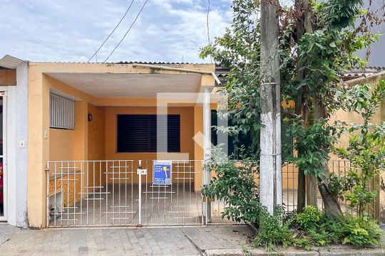 Fachada + plaquinha de casa à venda com 3 quartos, 95m² em Rudge Ramos, São Bernardo do Campo