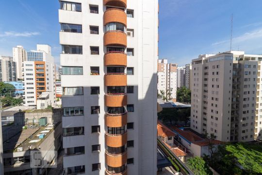 Sala- Vista de apartamento para alugar com 2 quartos, 70m² em Brooklin Novo, São Paulo