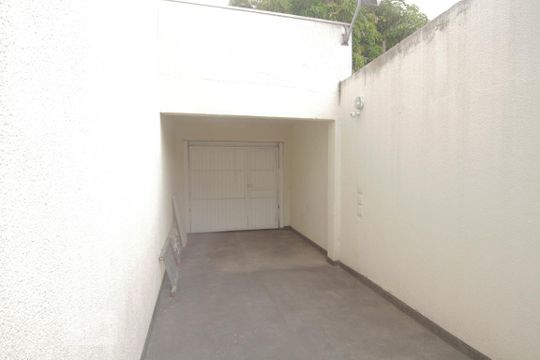 Garagem de apartamento para alugar com 1 quarto, 45m² em Butantã, São Paulo
