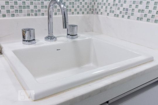 Banheiro de apartamento à venda com 2 quartos, 124m² em Jardim Dom Bosco, São Paulo