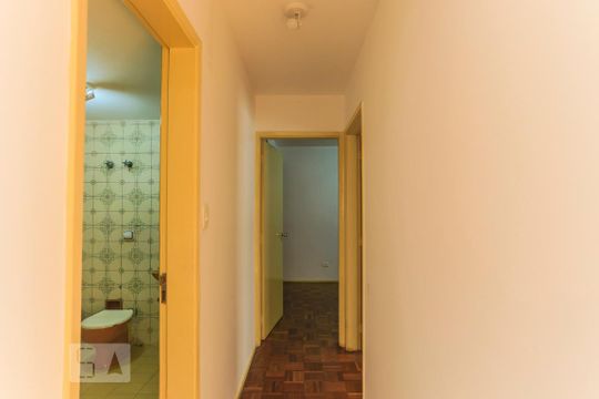 Corredor de apartamento à venda com 2 quartos, 78m² em Aclimação, São Paulo