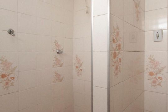 Banheiro de apartamento para alugar com 1 quarto, 55m² em Jardim Paulista, São Paulo