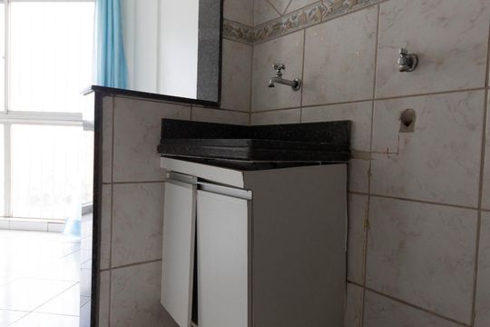 Área de serviço de apartamento para alugar com 3 quartos, 105m² em Setor Bela Vista, Goiânia
