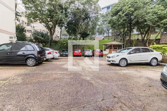 Garagem de apartamento à venda com 1 quarto, 48m² em Santo Antônio, Porto Alegre