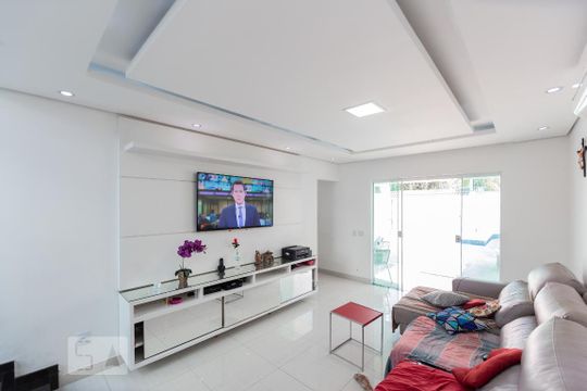 Sala de casa à venda com 4 quartos, 280m² em Vargem Grande, Rio de Janeiro