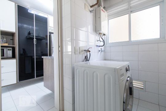 Área de serviço de apartamento para alugar com 3 quartos, 93m² em Tatuapé, São Paulo