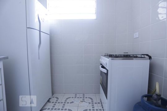 Cozinha de apartamento para alugar com 1 quarto, 44m² em Bela Vista, São Paulo