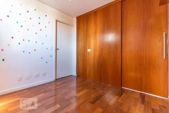 Quarto de apartamento para alugar com 2 quartos, 127m² em Vila Madalena, São Paulo
