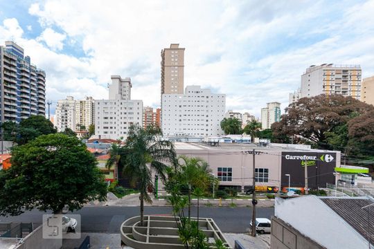 Vista Varanda da Sala de apartamento à venda com 1 quarto, 50m² em Cambuí, Campinas