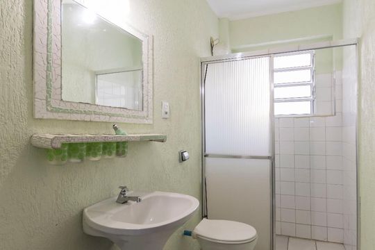 1o. Andar - Banheiro social de casa para alugar com 2 quartos, 160m² em Vila São José (ipiranga), São Paulo