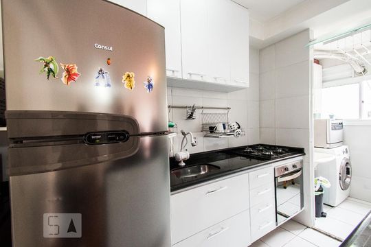 Cozinha de apartamento à venda com 2 quartos, 45m² em Jardim Celeste, São Paulo