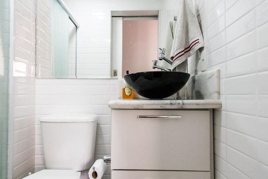 Banheiro de apartamento à venda com 2 quartos, 45m² em Jardim Celeste, São Paulo
