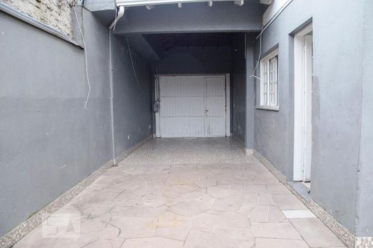 Garagem de casa para alugar com 5 quartos, 200m² em São José, Canoas