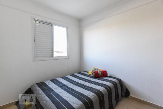 Quarto 1 de apartamento para alugar com 2 quartos, 46m² em Vila Gonçalves, São Bernardo do Campo