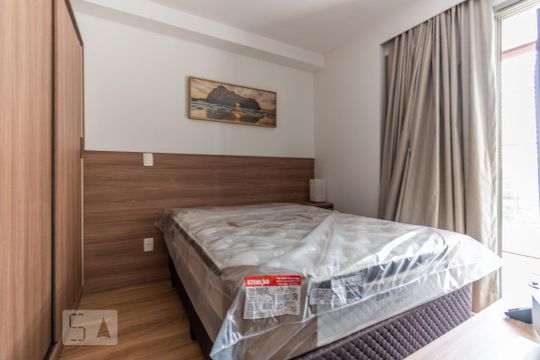 Quarto de kitnet/studio para alugar com 1 quarto, 33m² em Pinheiros, São Paulo