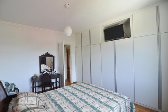 Suíte de casa para alugar com 7 quartos, 450m² em São Bento, Belo Horizonte