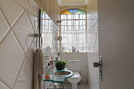 Lavabo de casa para alugar com 7 quartos, 450m² em São Bento, Belo Horizonte