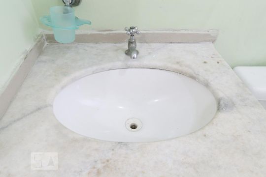 Banheiro de apartamento para alugar com 2 quartos, 47m² em Vila Gustavo, São Paulo