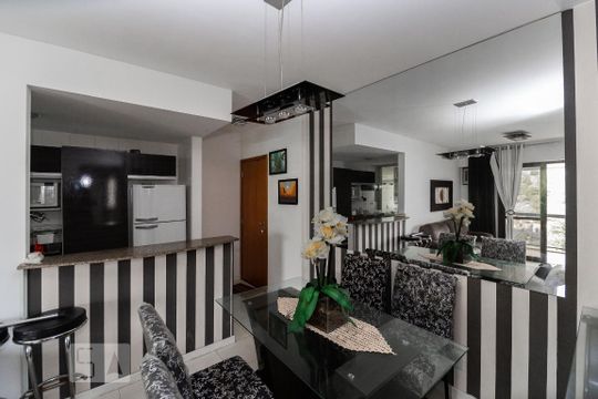 Sala de apartamento à venda com 2 quartos, 68m² em Recreio dos Bandeirantes, Rio de Janeiro