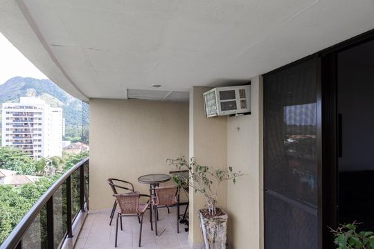 Varanda de apartamento à venda com 2 quartos, 68m² em Recreio dos Bandeirantes, Rio de Janeiro