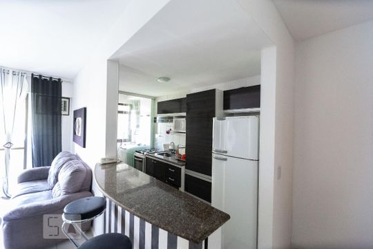 Cozinha de apartamento à venda com 2 quartos, 68m² em Recreio dos Bandeirantes, Rio de Janeiro