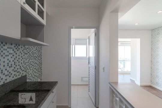 Cozinha de apartamento para alugar com 1 quarto, 46m² em Jardim Santo Amaro, São Paulo