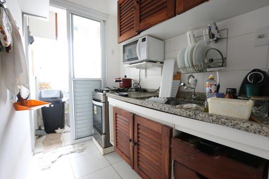 Cozinha de apartamento para alugar com 2 quartos, 64m² em Vila Suzana, São Paulo