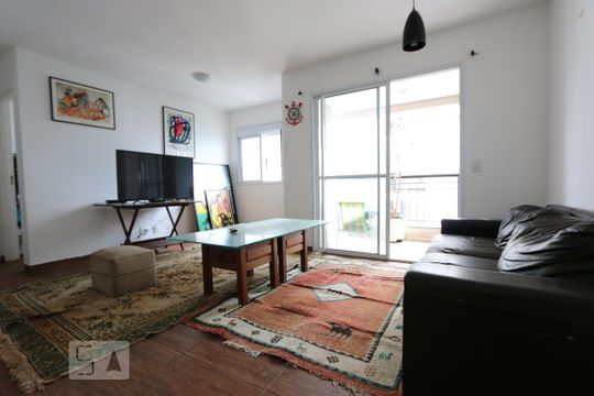 Apartamento para alugar com 2 quartos, 64m² em Vila Suzana, São Paulo