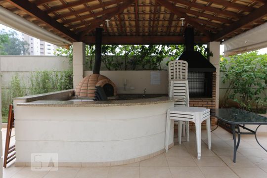 Área comum - Churrasqueira de apartamento para alugar com 2 quartos, 64m² em Vila Suzana, São Paulo