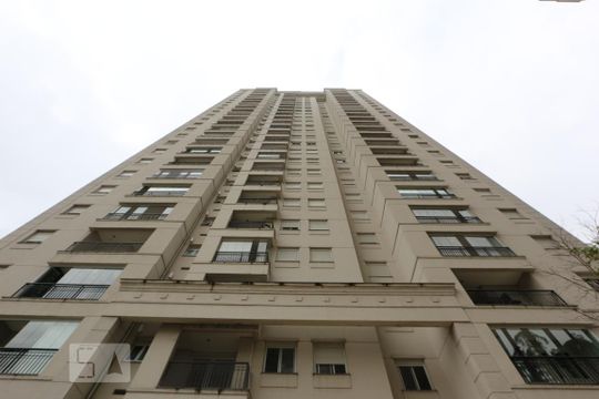 Fachada do Prédio de apartamento para alugar com 2 quartos, 64m² em Vila Suzana, São Paulo