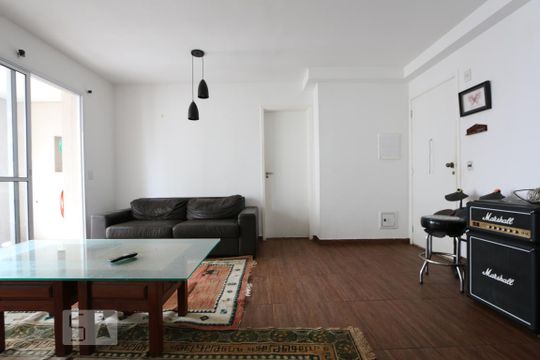 Despensa de apartamento para alugar com 2 quartos, 64m² em Vila Suzana, São Paulo