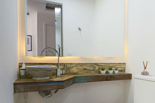 Banheiro 2 de apartamento à venda com 2 quartos, 150m² em Bela Vista, São Paulo
